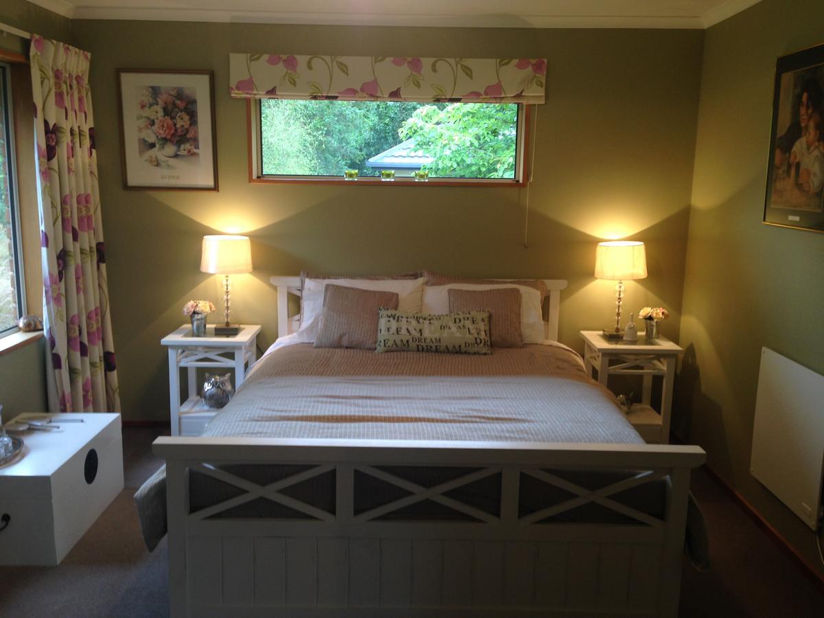 Newlands Bed And Breakfast West Melton ภายนอก รูปภาพ