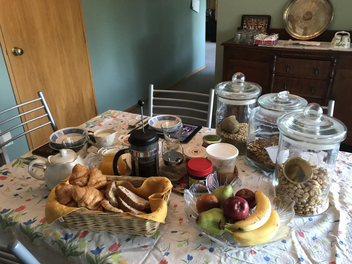 Newlands Bed And Breakfast West Melton ภายนอก รูปภาพ